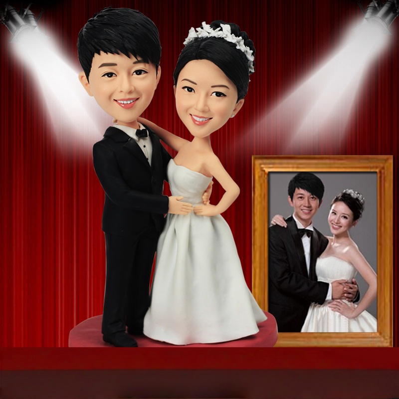 Custom Graduation Gift - Creative Surprise Souvenir for Birthdays/Weddings/Team Events - Clay Figurine Portrait Doll