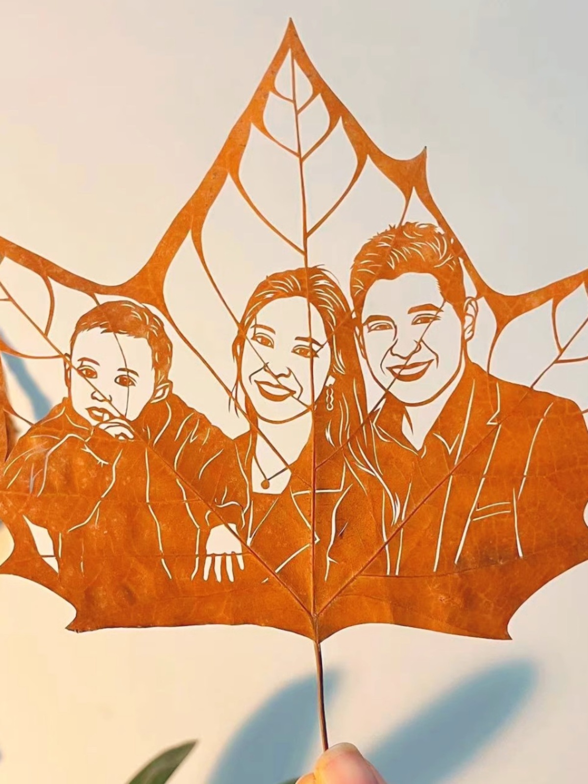 Custom Leaf Carving with Photo - Handmade DIY Real Leaf Art - Unique Birthday Gift for Her/Him