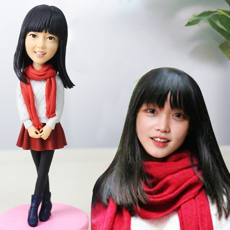 Custom Graduation Gift - Creative Surprise Souvenir for Birthdays/Weddings/Team Events - Clay Figurine Portrait Doll